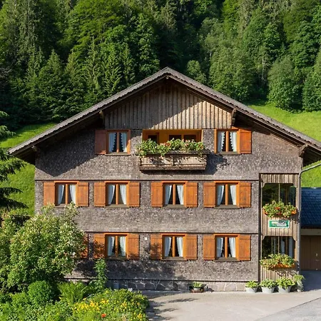 Ferienbauernhof Oberhauser Apartamento Schoppernau